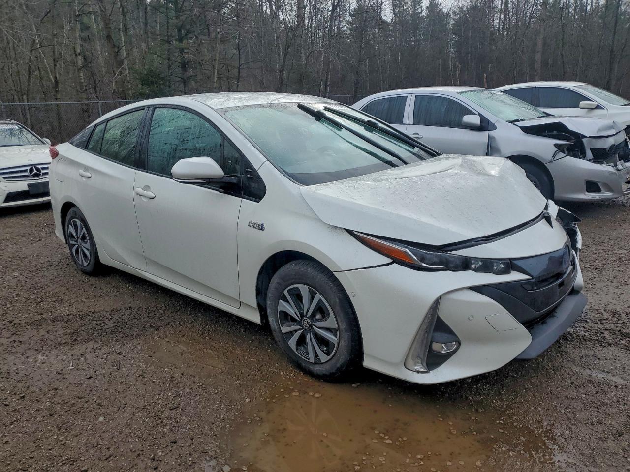 2017 TOYOTA Prius Prime