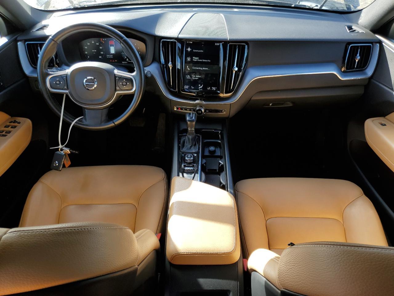 2020 VOLVO XC60