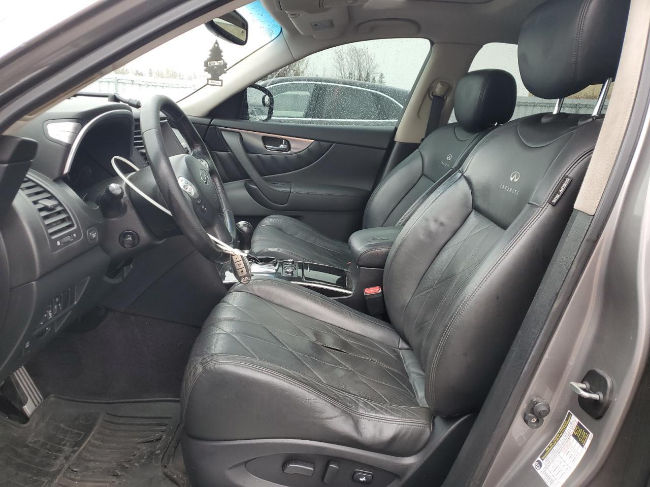 2010 INFINITI FX35