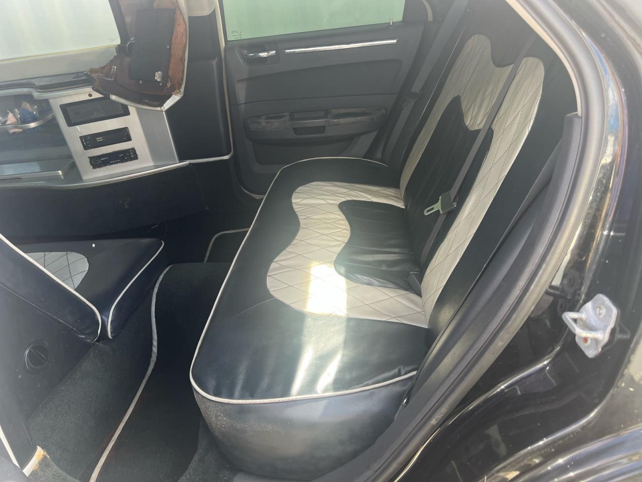 2008 CHRYSLER 300