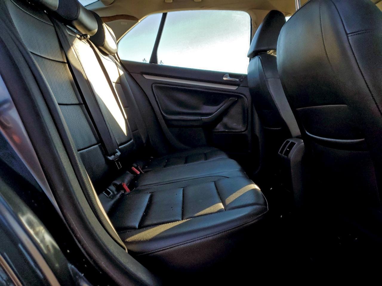 2009 VOLKSWAGEN JETTA