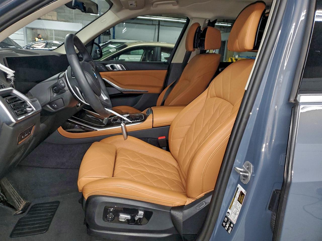 2024 BMW X7