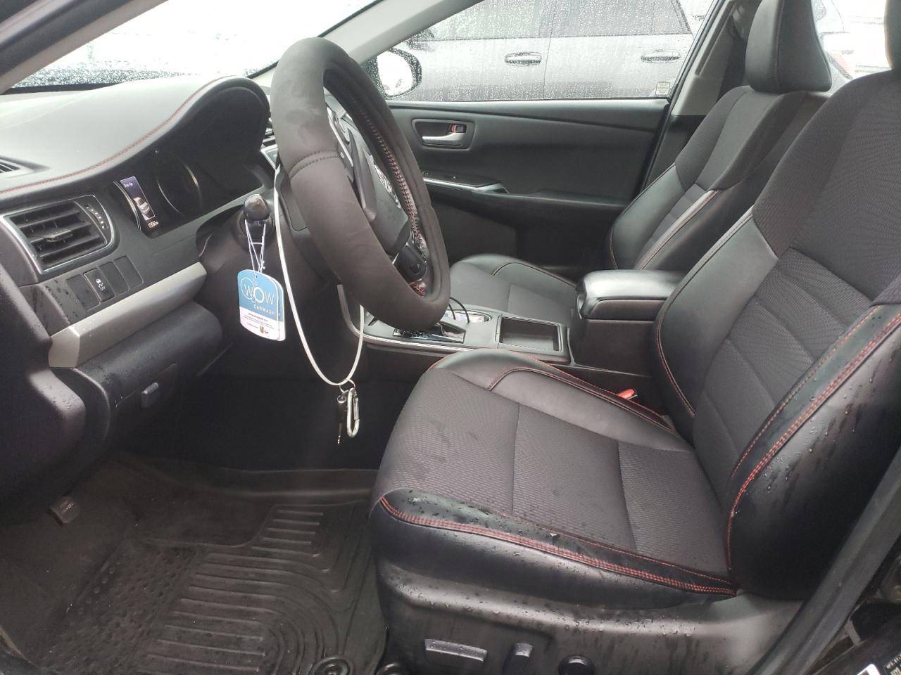2016 TOYOTA CAMRY