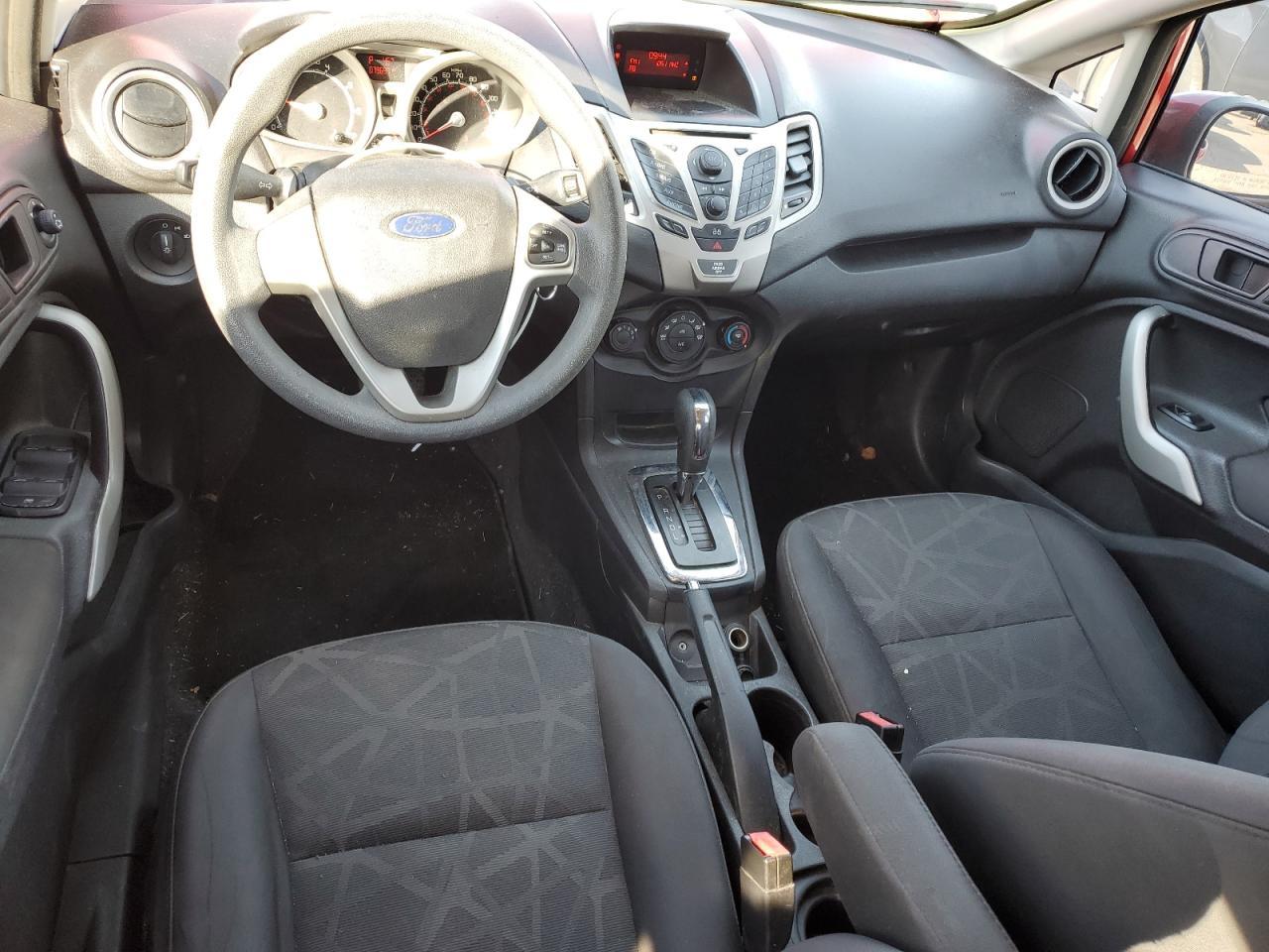 2012 FORD Fiesta