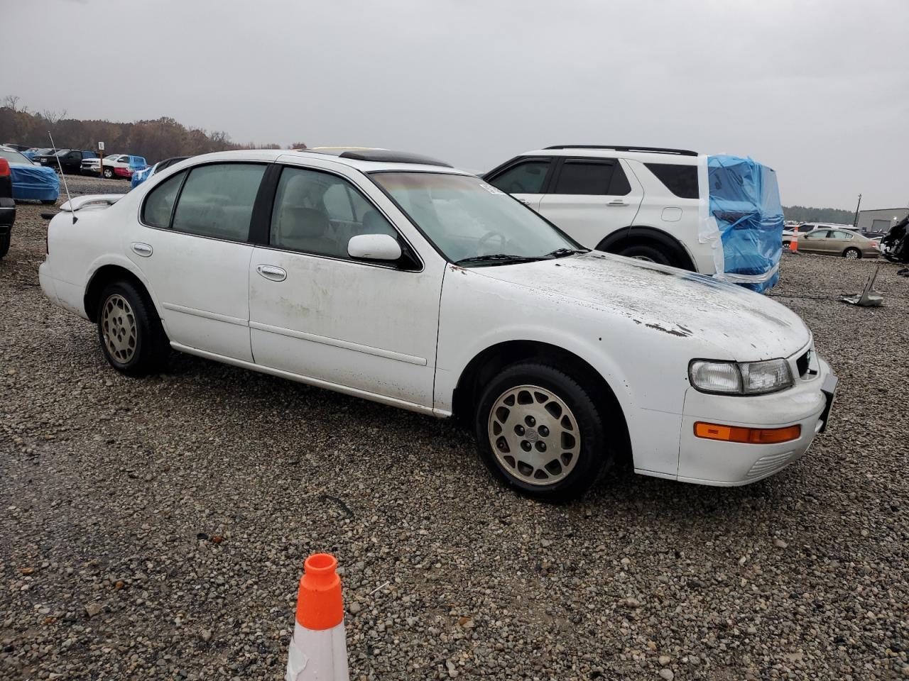 1996 NISSAN Maxima