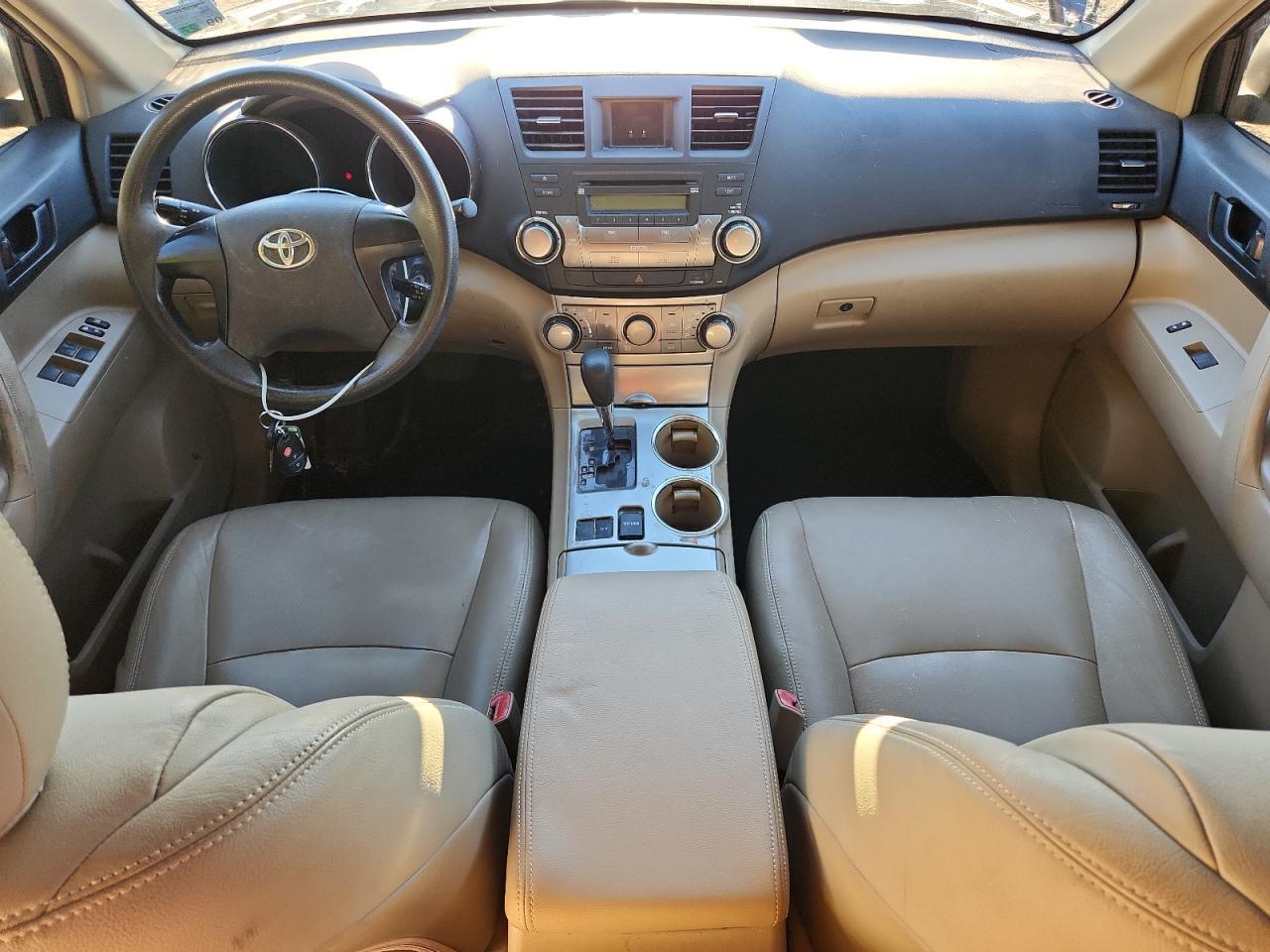2012 TOYOTA HIGHLANDER