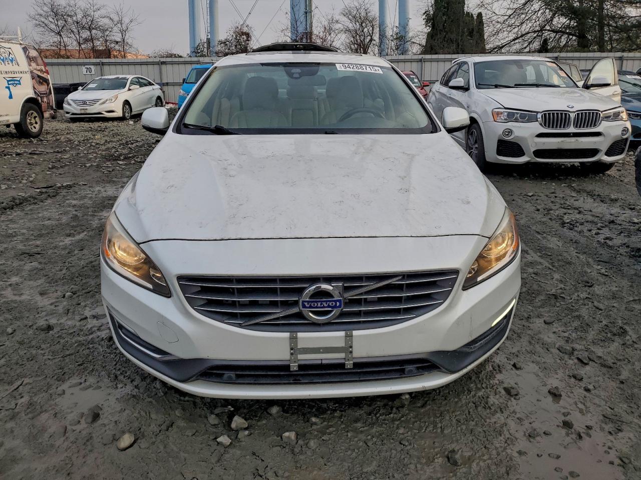 2014 VOLVO S60