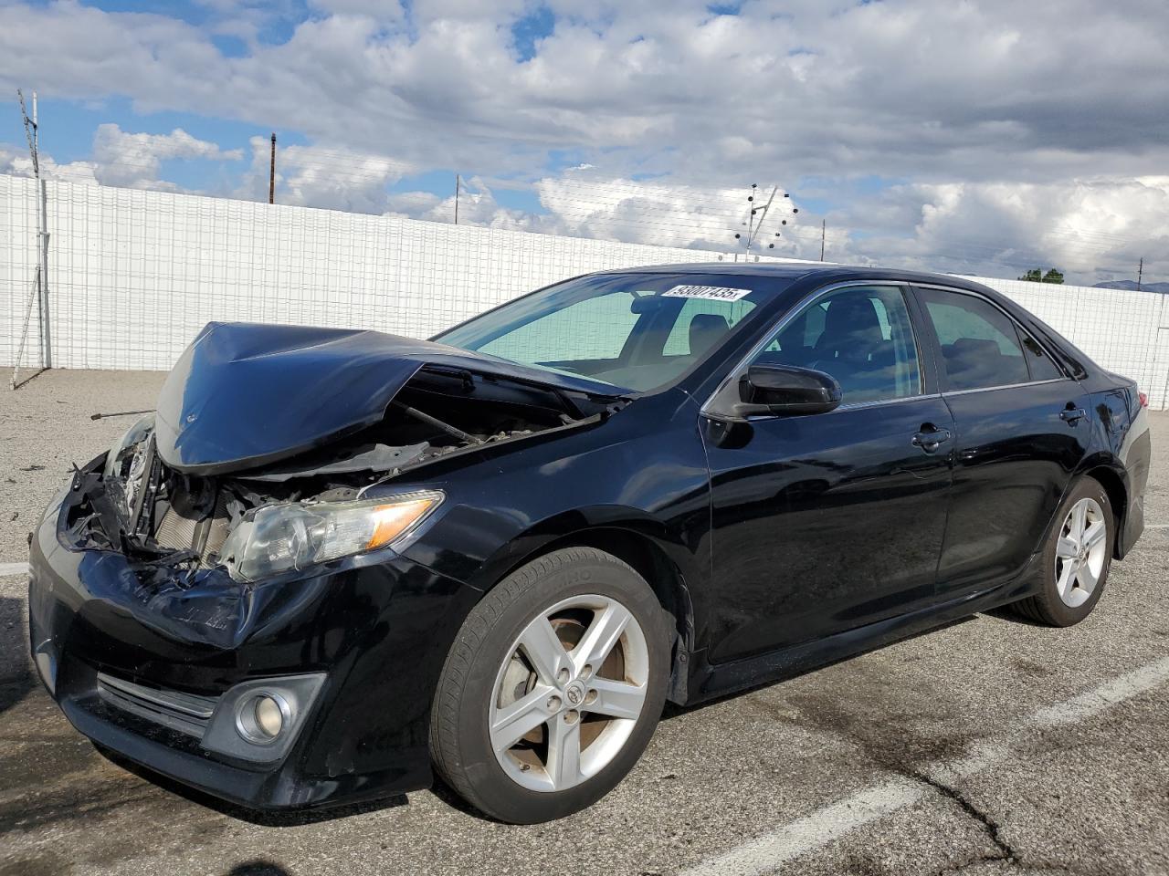 2014 TOYOTA CAMRY
