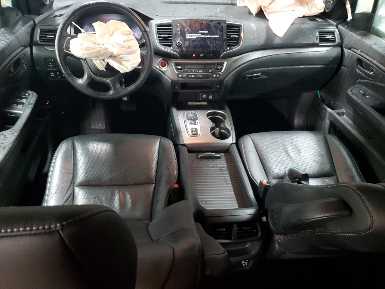 2023 HONDA Passport