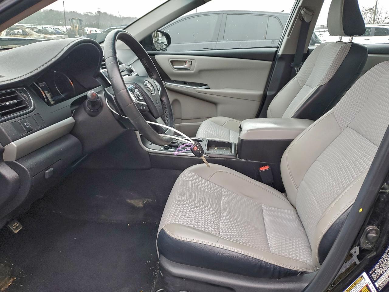 2015 TOYOTA CAMRY