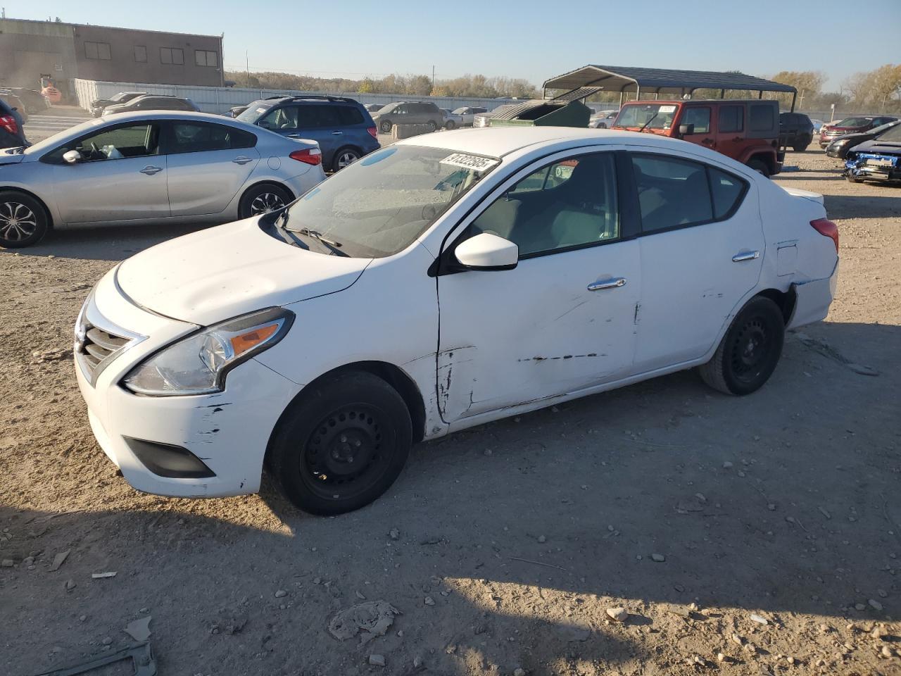 2019 NISSAN VERSA