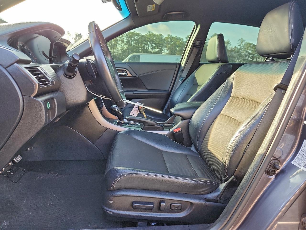 2017 HONDA ACCORD