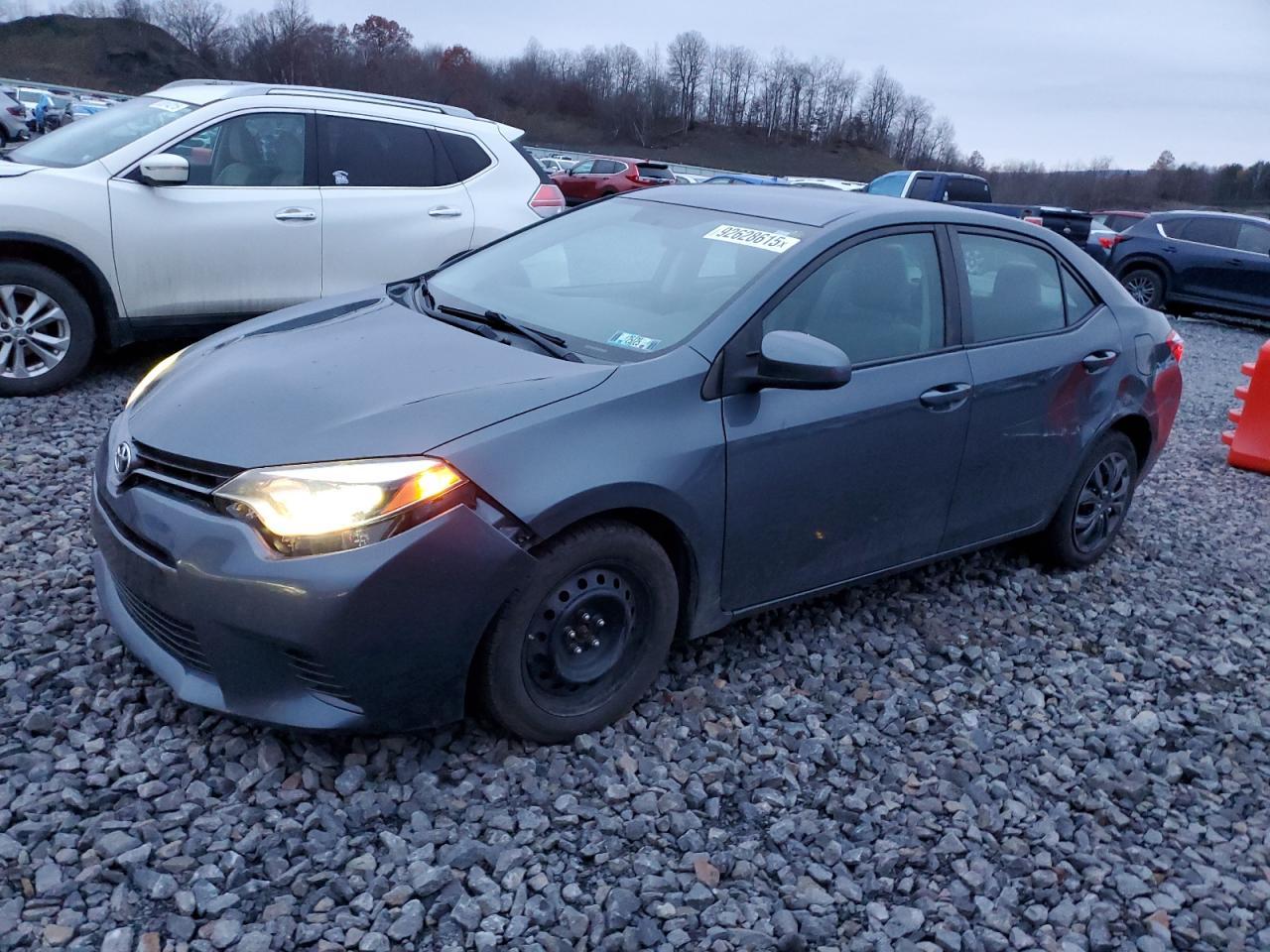 2016 TOYOTA COROLLA