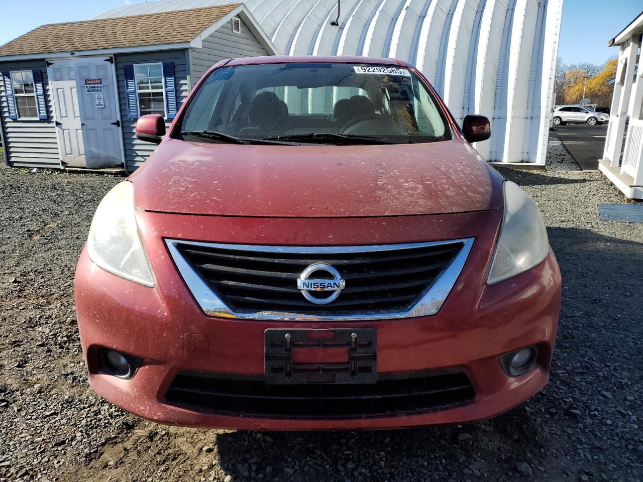 2013 NISSAN VERSA