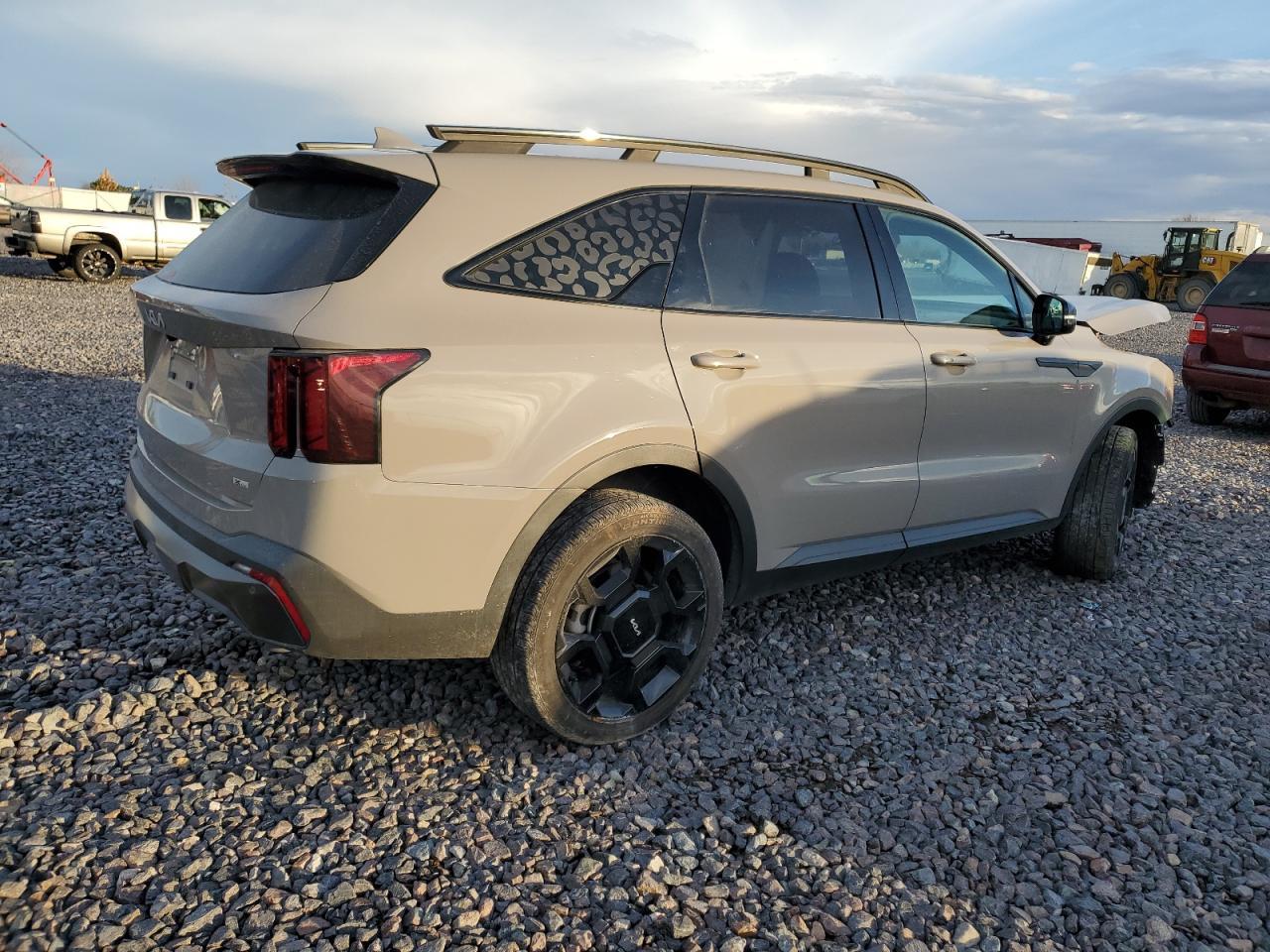 2024 KIA SORENTO