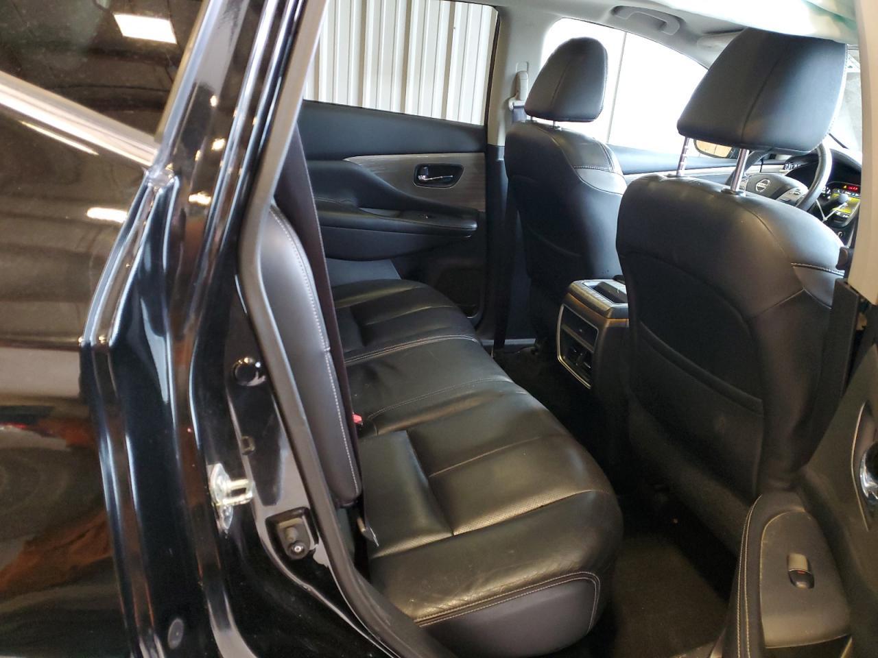 2015 NISSAN MURANO