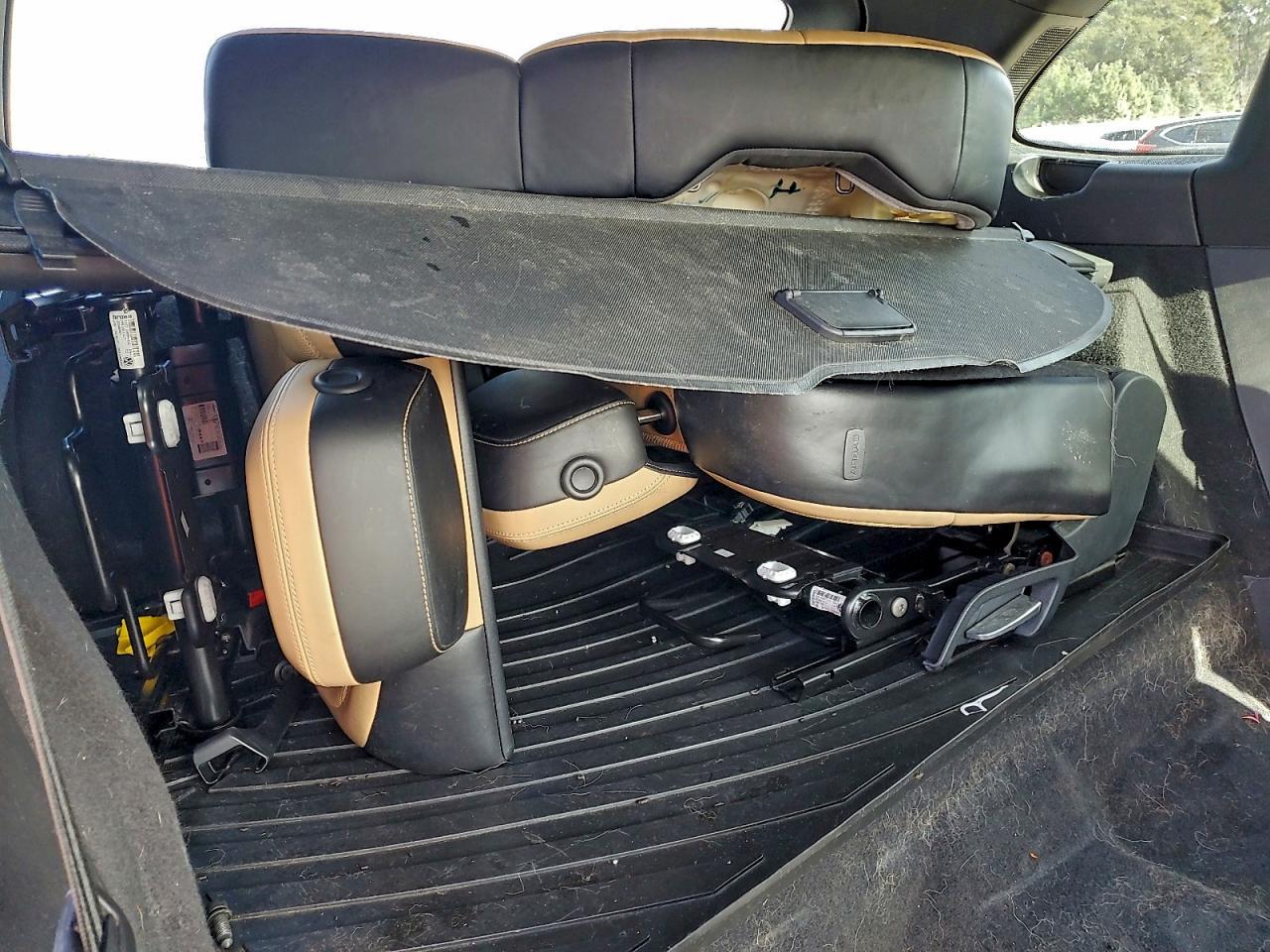 2017 PORSCHE CAYENNE
