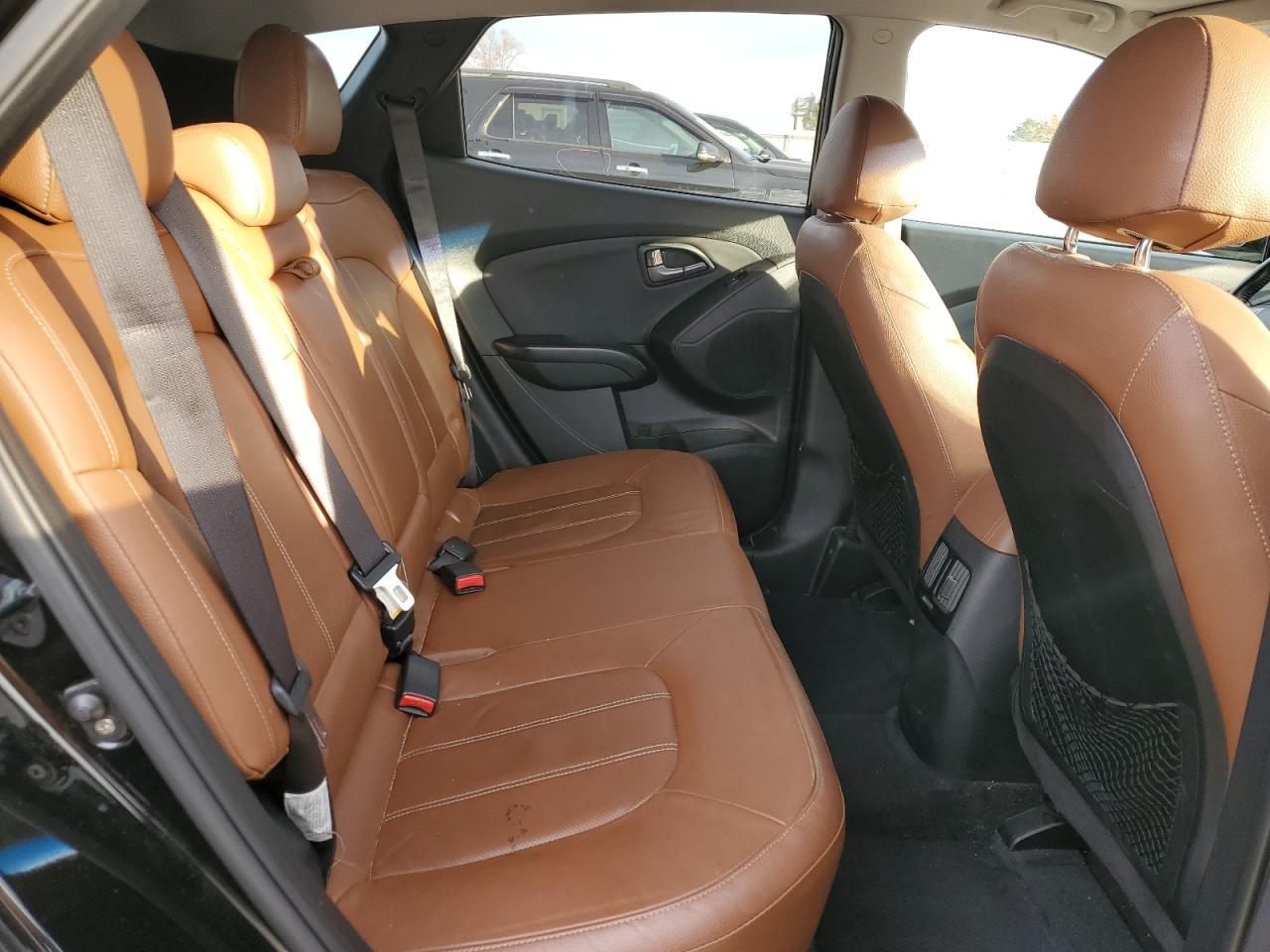 2015 HYUNDAI TUCSON