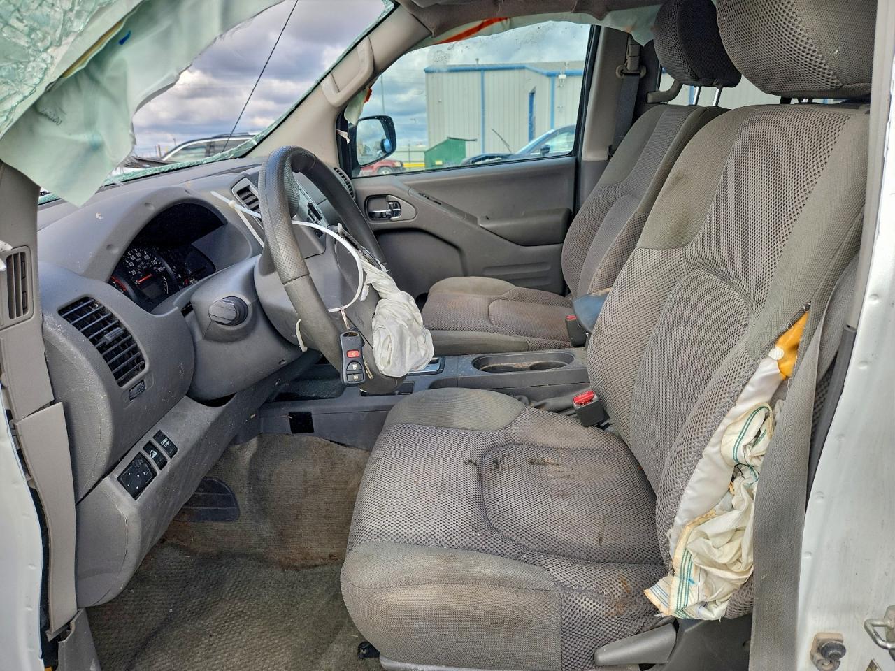 2017 NISSAN Frontier