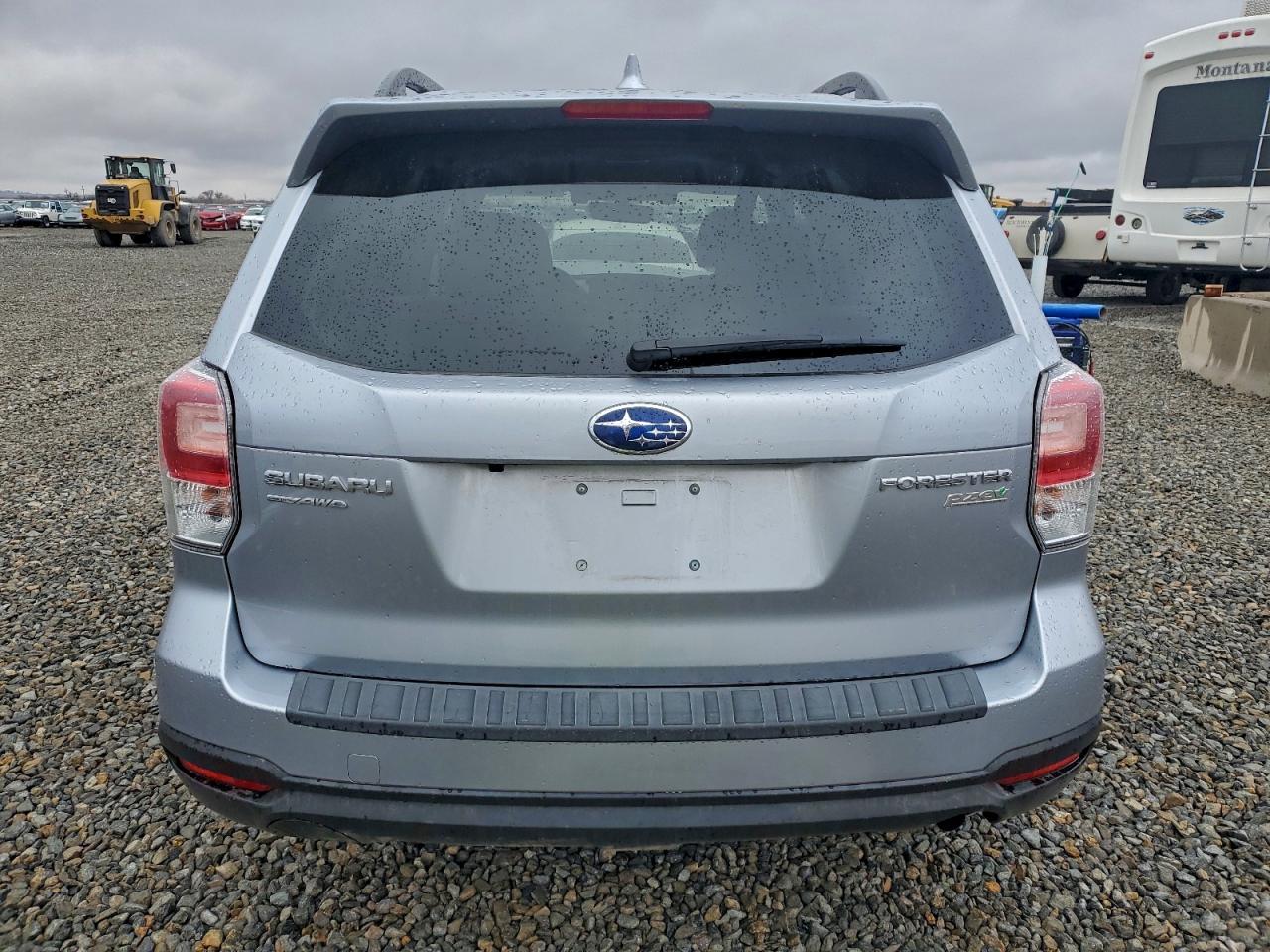 2017 SUBARU FORESTER