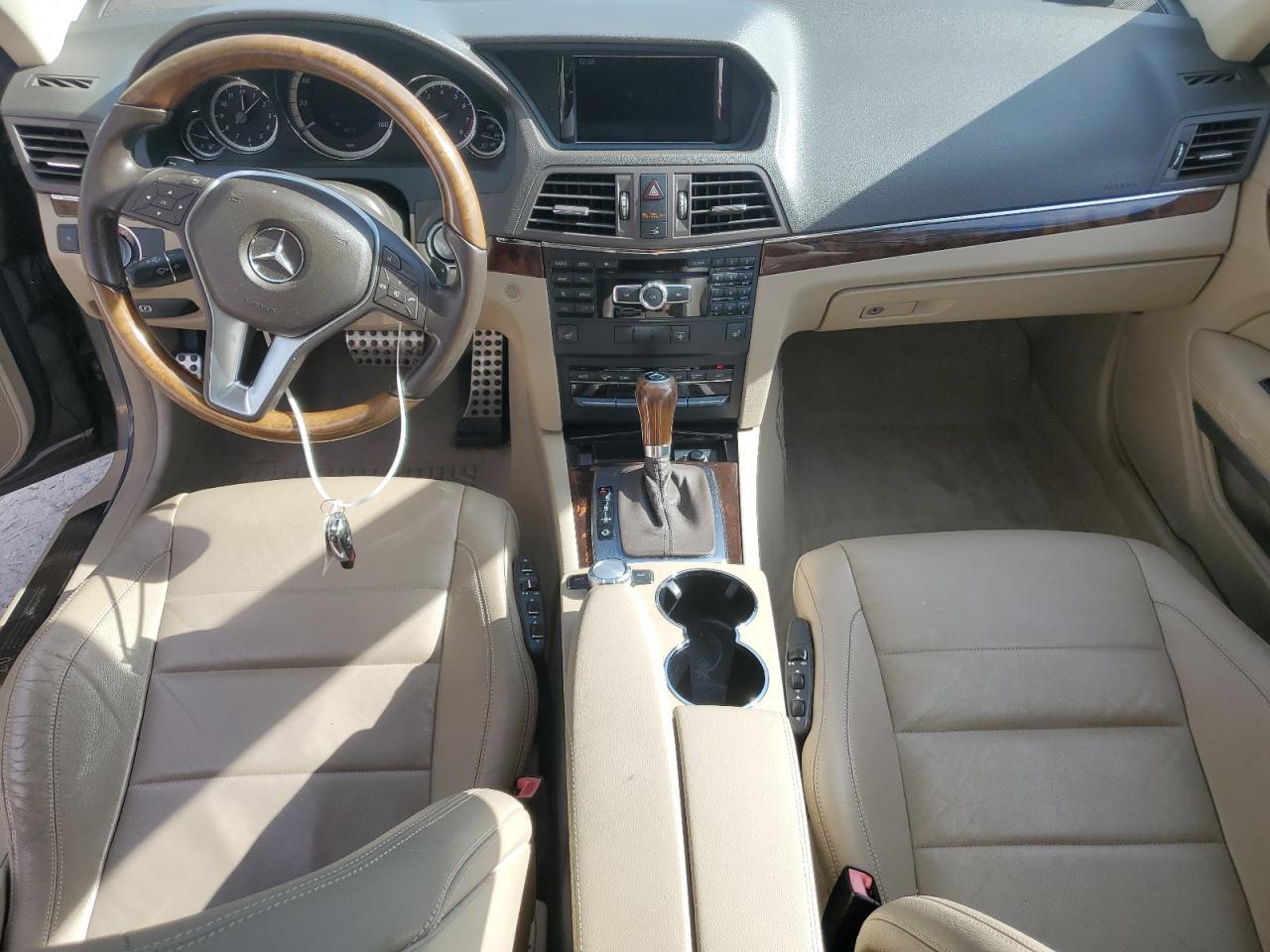 2013 MERCEDES-BENZ E-Class