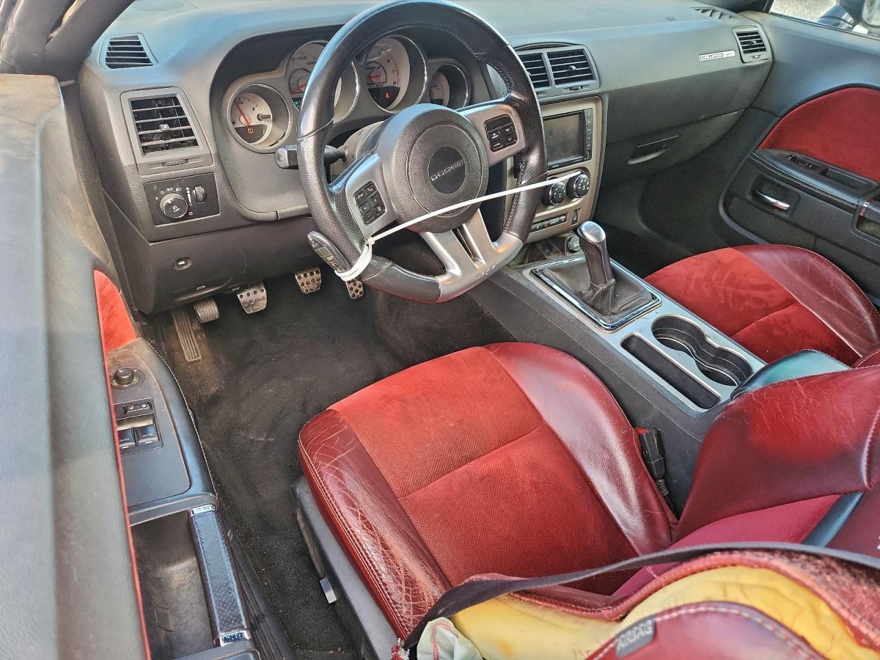 2014 DODGE Challenger