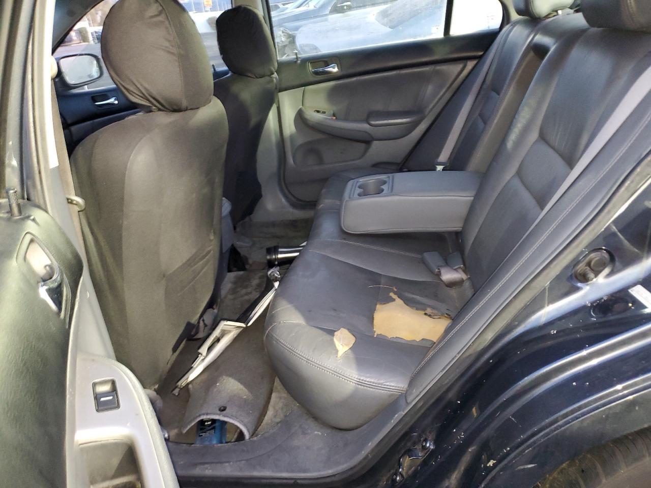 2004 HONDA ACCORD