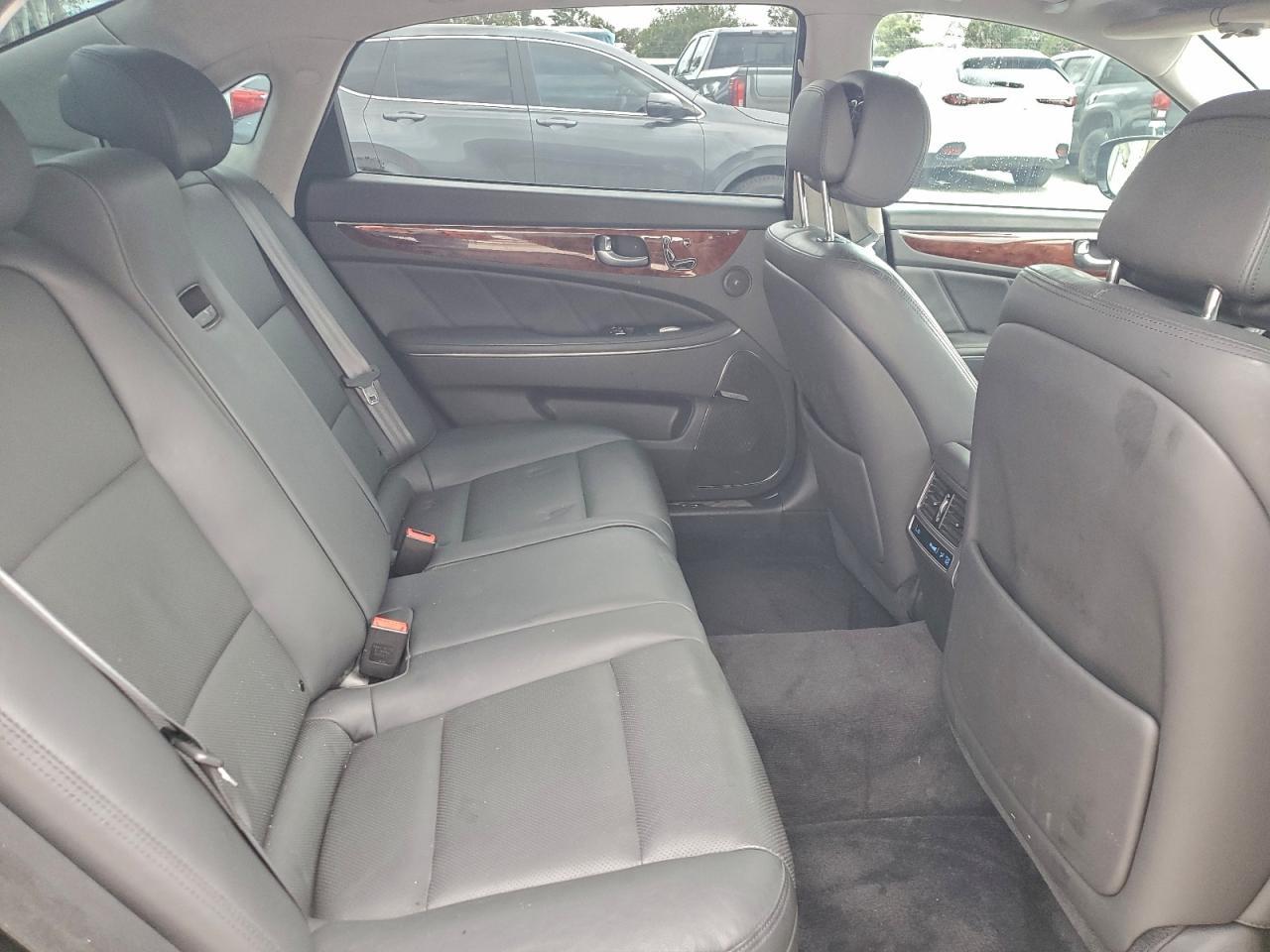 2016 HYUNDAI Equus