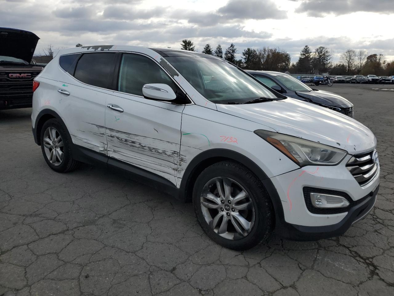2013 HYUNDAI SANTA FE