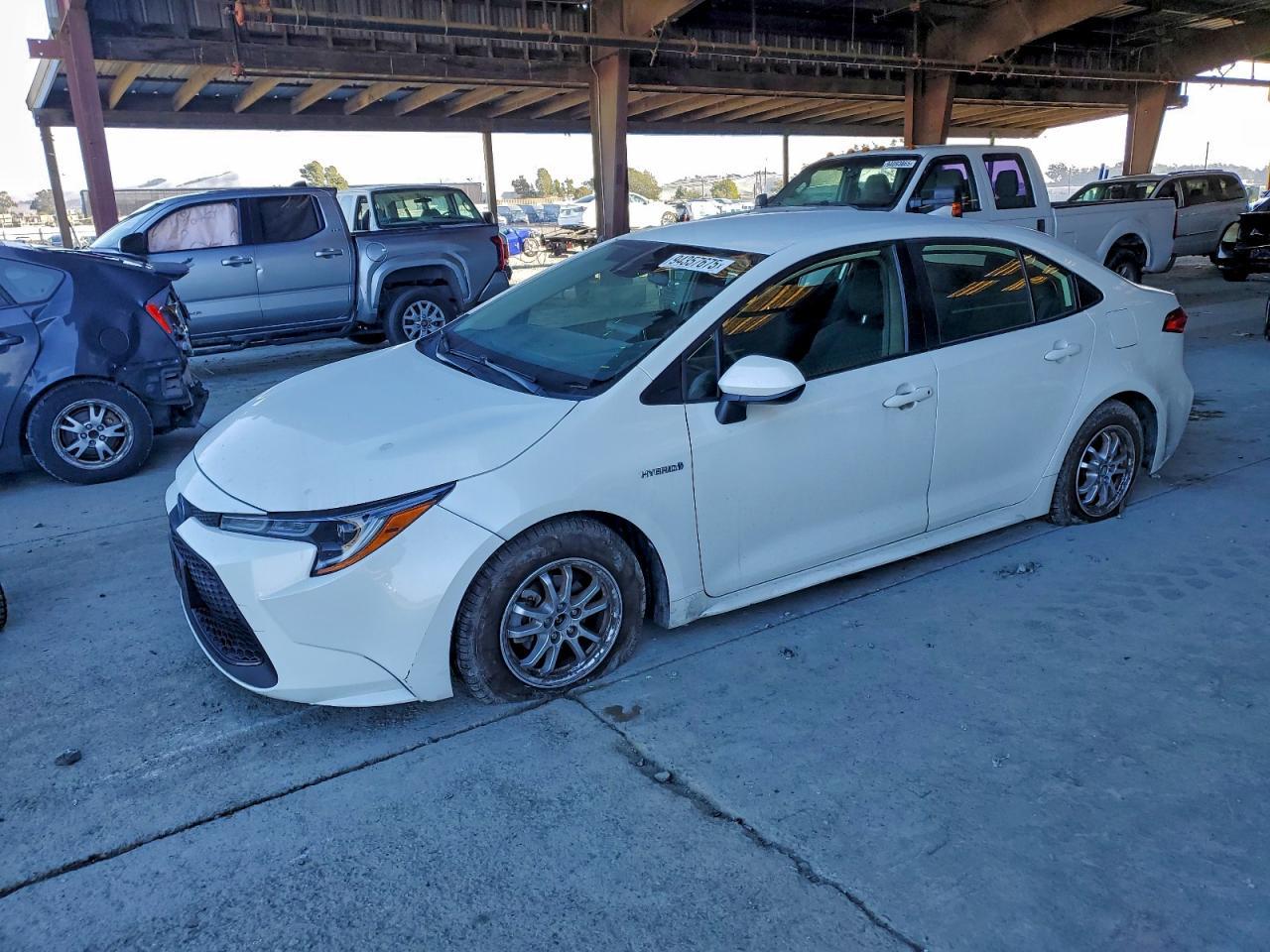 2021 TOYOTA COROLLA