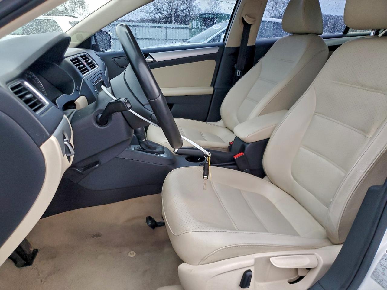 2014 VOLKSWAGEN JETTA
