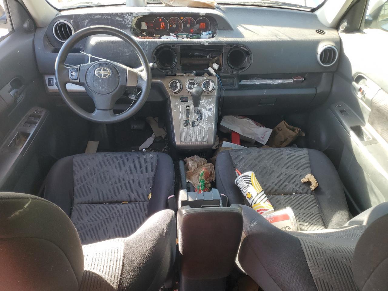 2013 TOYOTA SCION