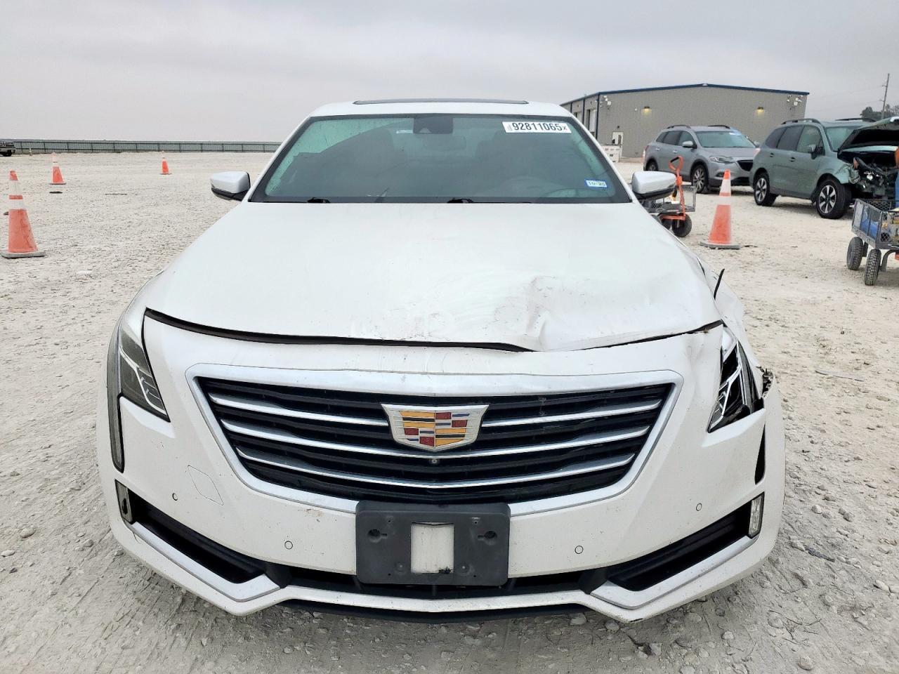 2017 CADILLAC CT6
