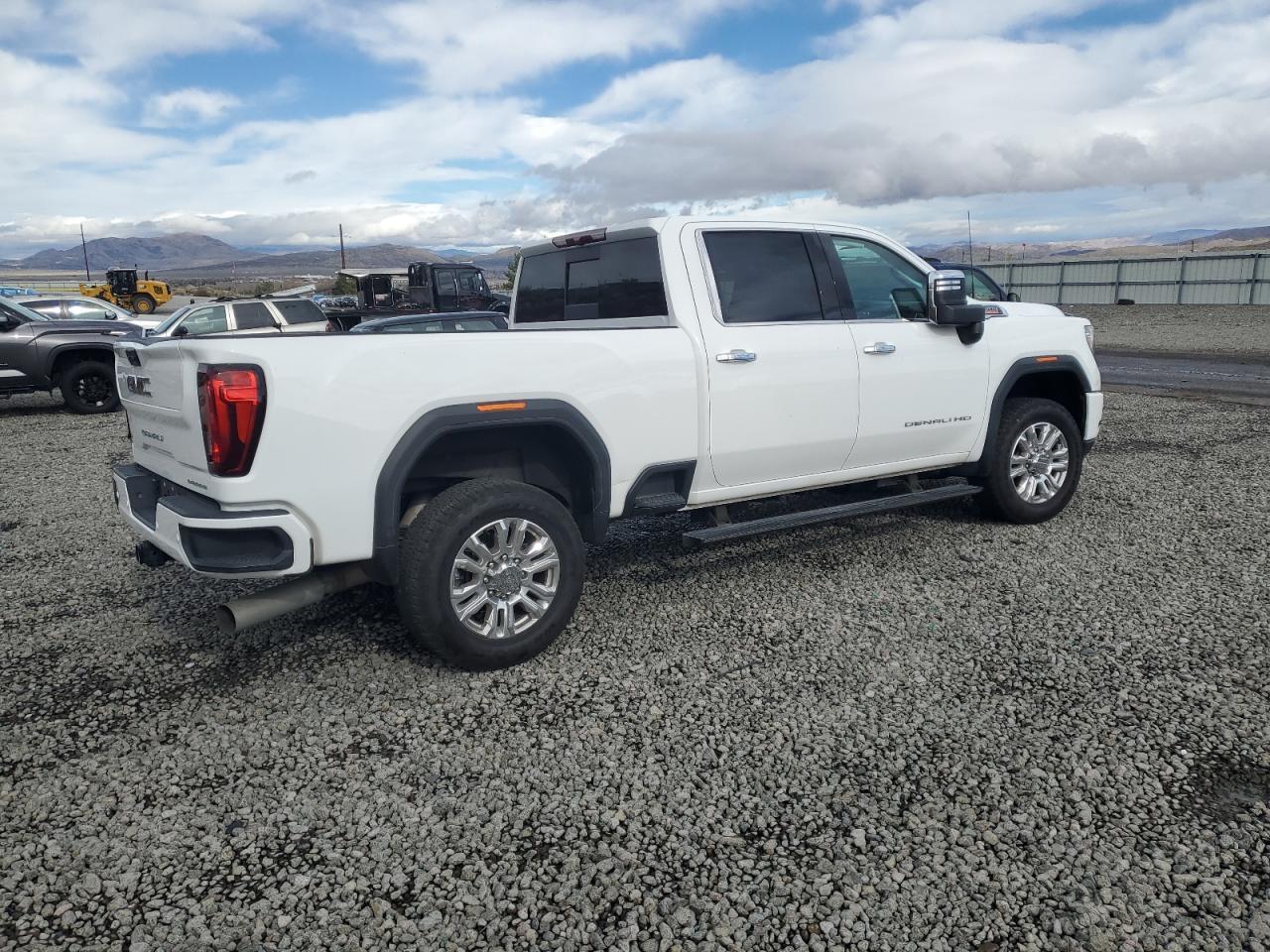 2023 GMC Sierra