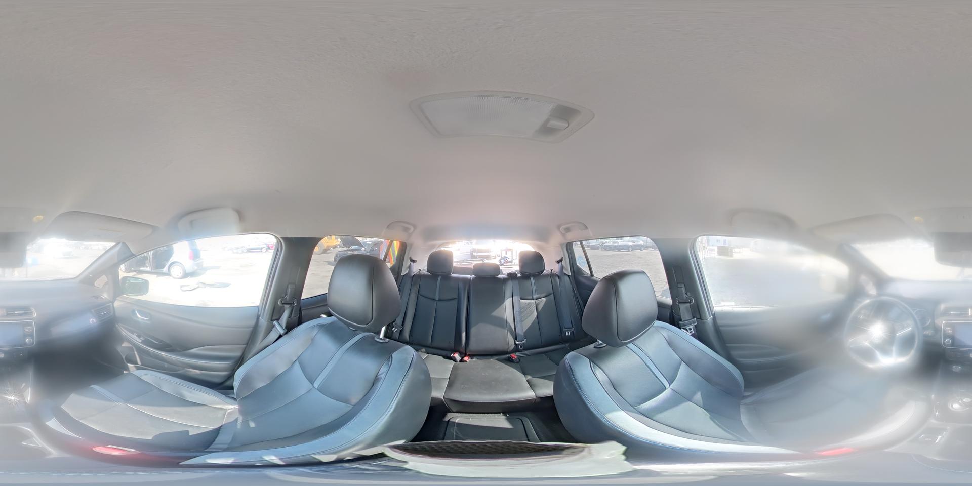 2020 NISSAN LEAF