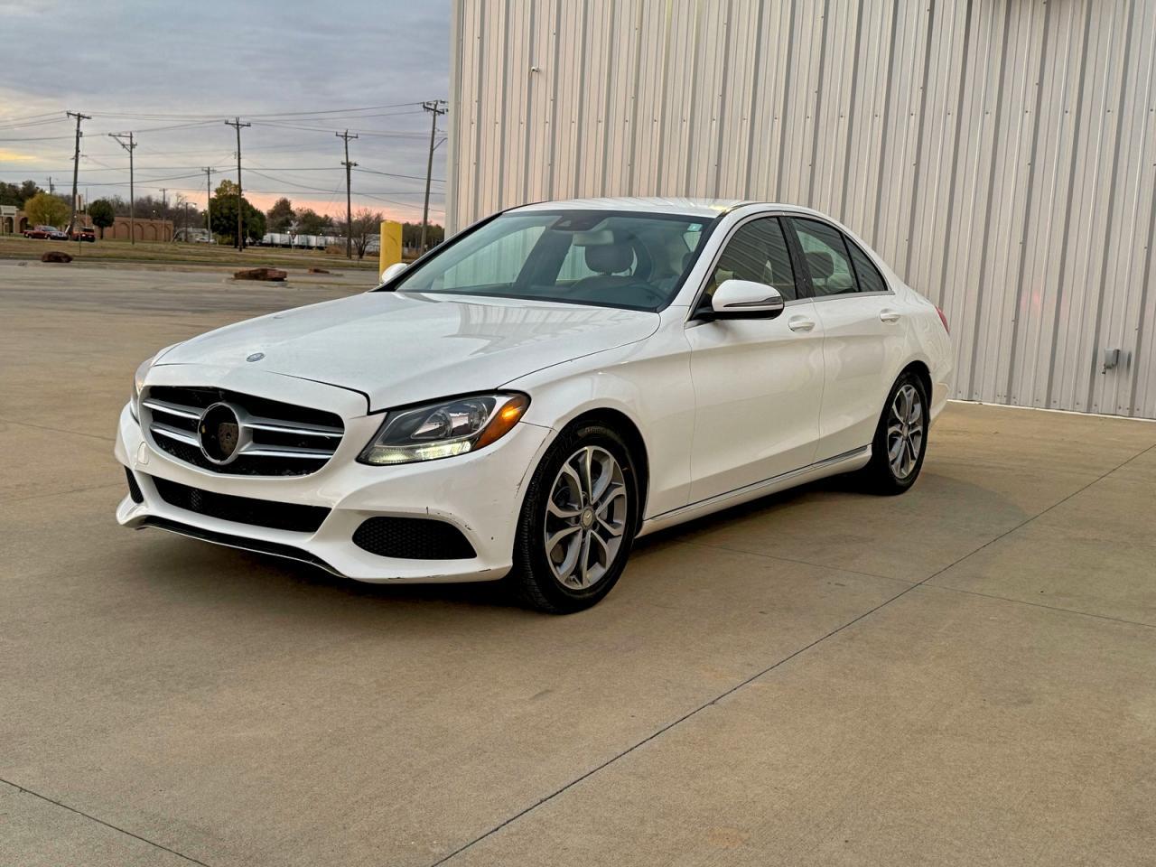 2016 MERCEDES-BENZ C-CLASS