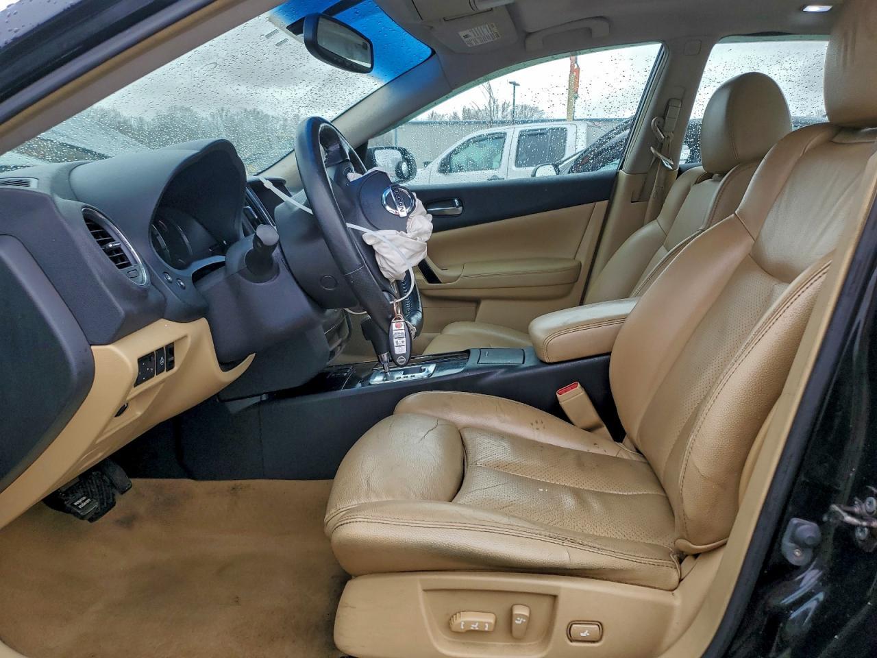 2009 NISSAN Maxima