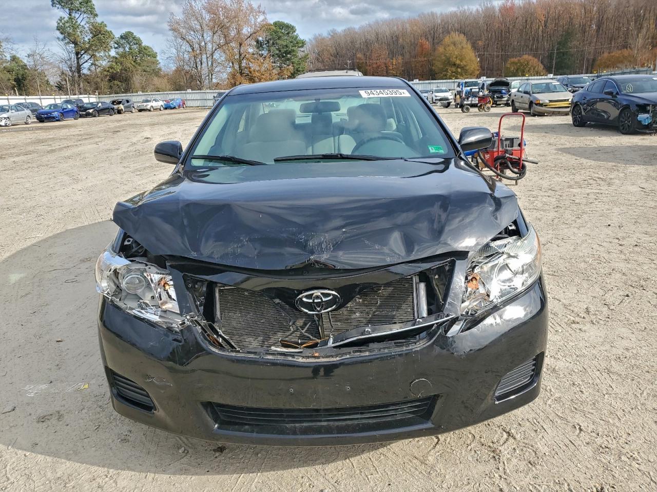 2011 TOYOTA CAMRY