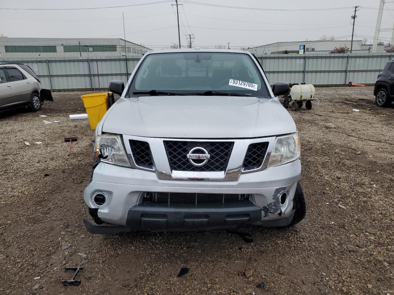 2015 NISSAN Frontier