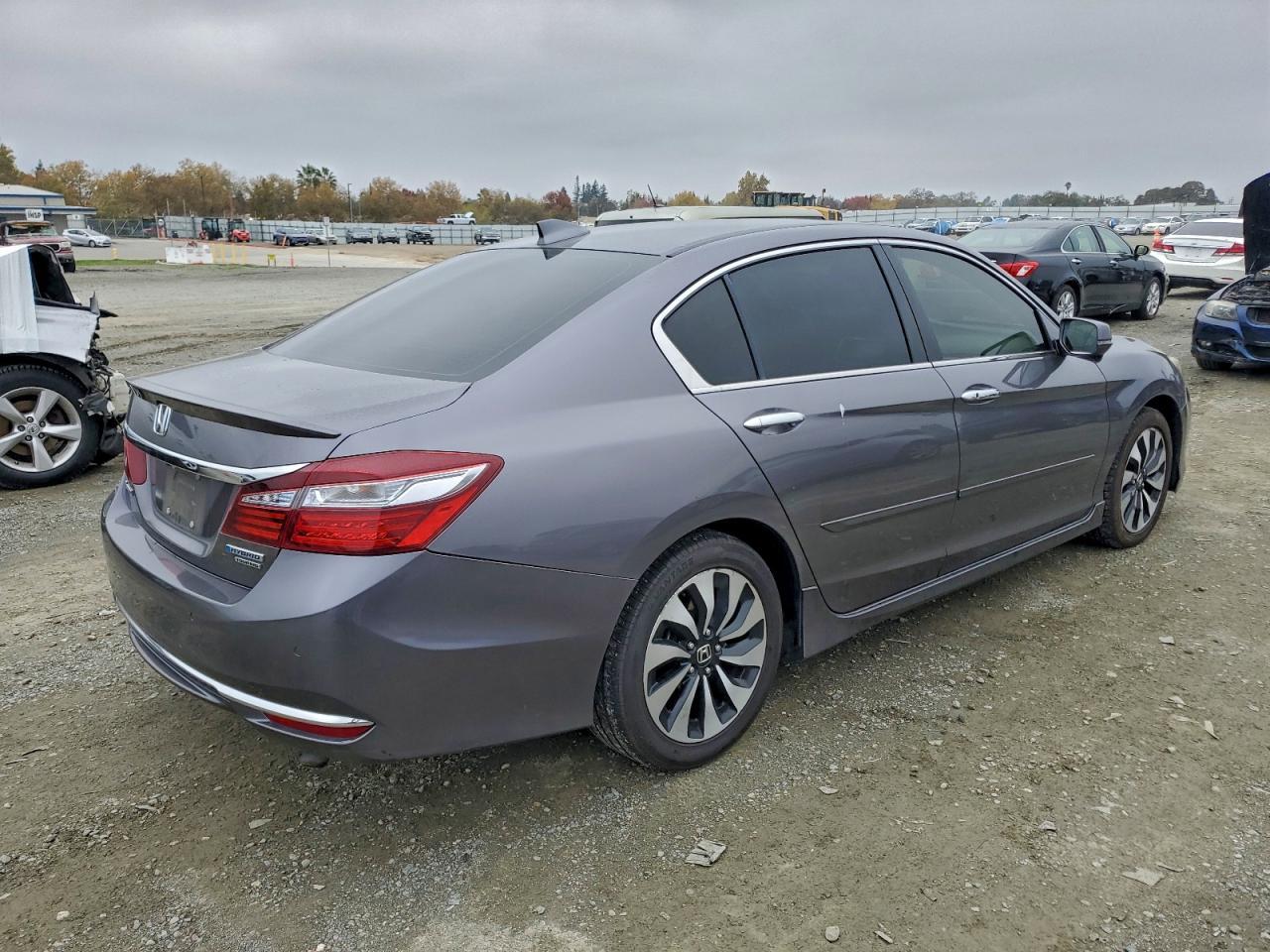 2017 HONDA ACCORD