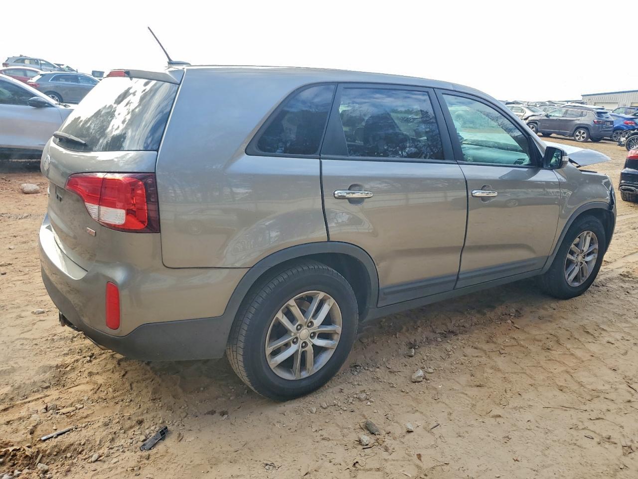 2014 KIA SORENTO