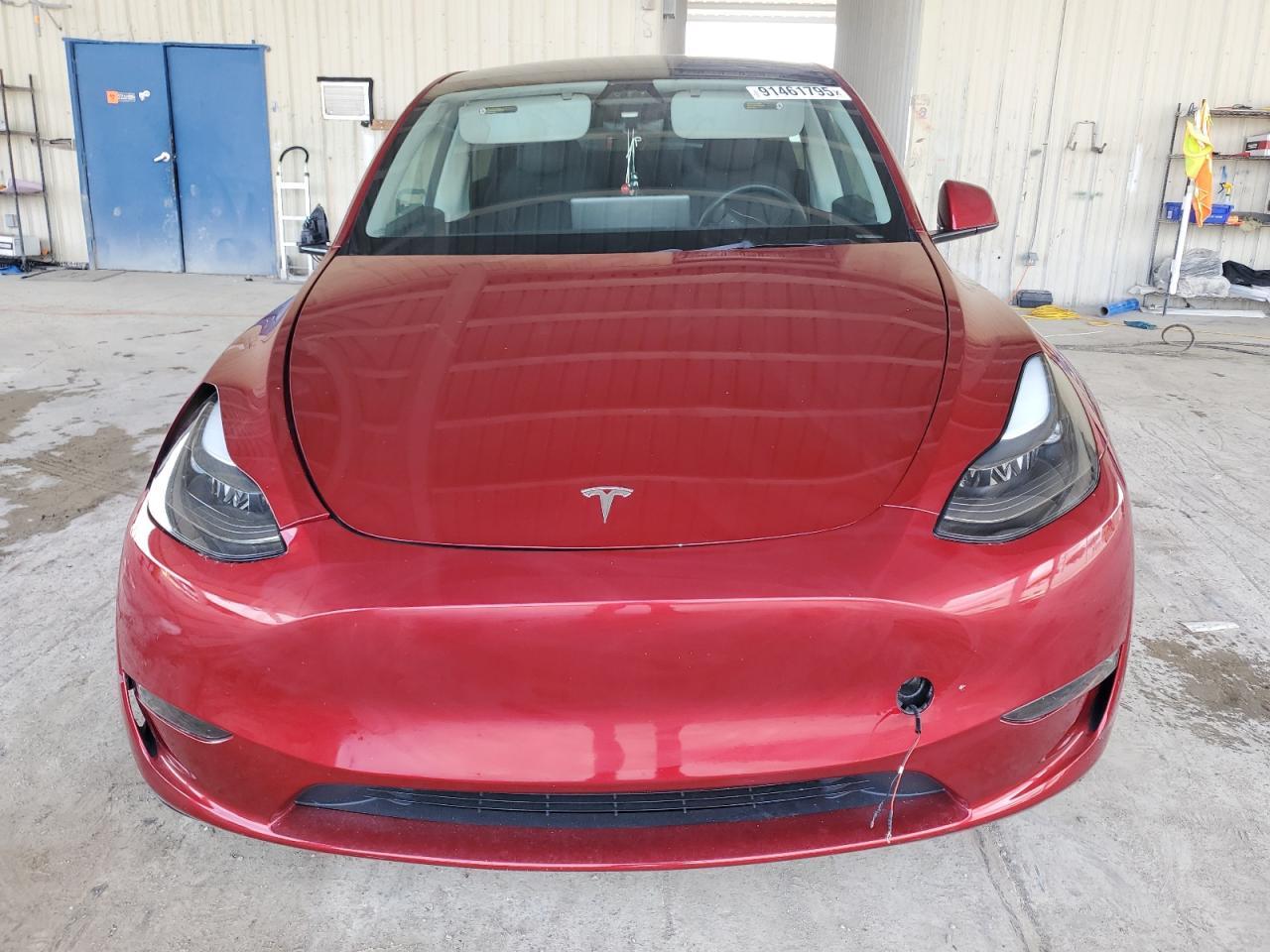 2024 TESLA MODEL Y