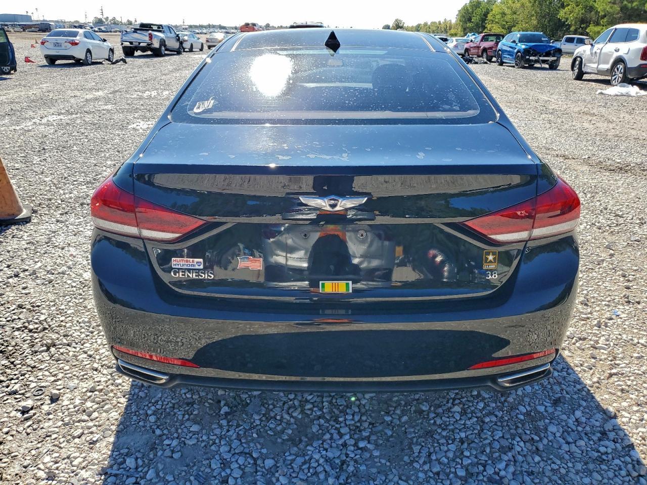 2015 HYUNDAI GENESIS