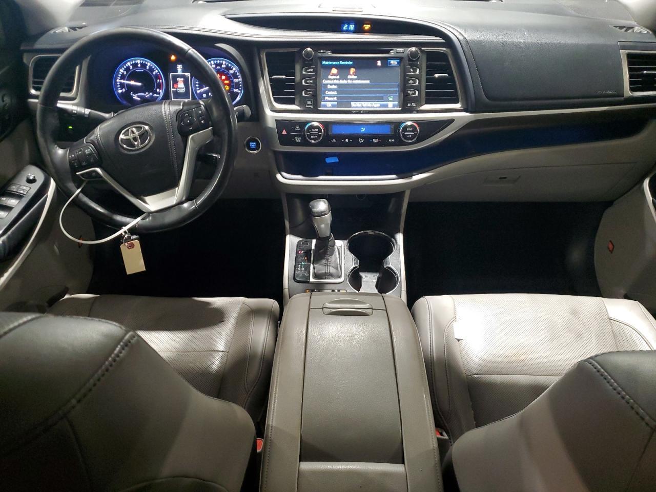2014 TOYOTA HIGHLANDER