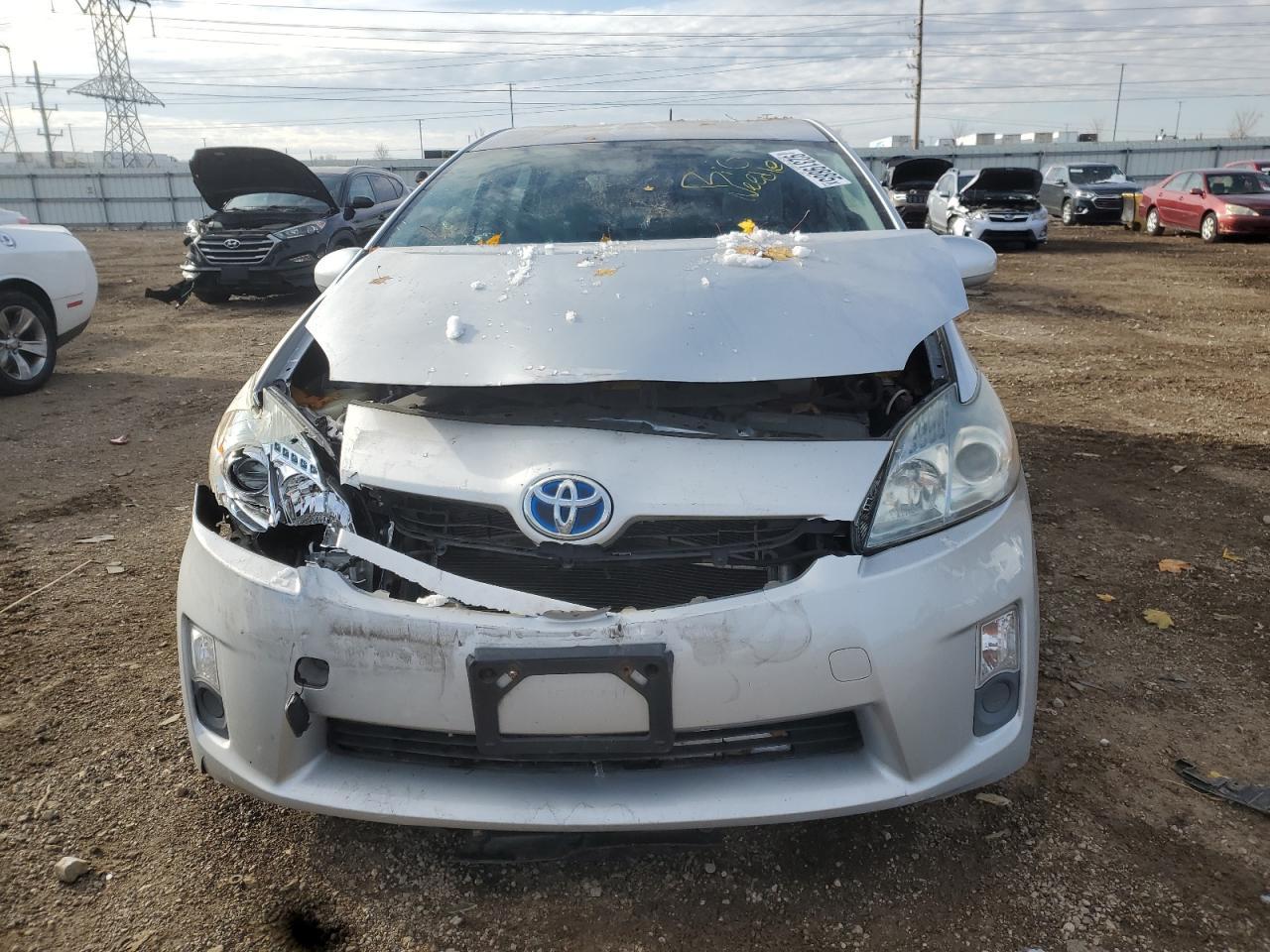 2011 TOYOTA PRIUS