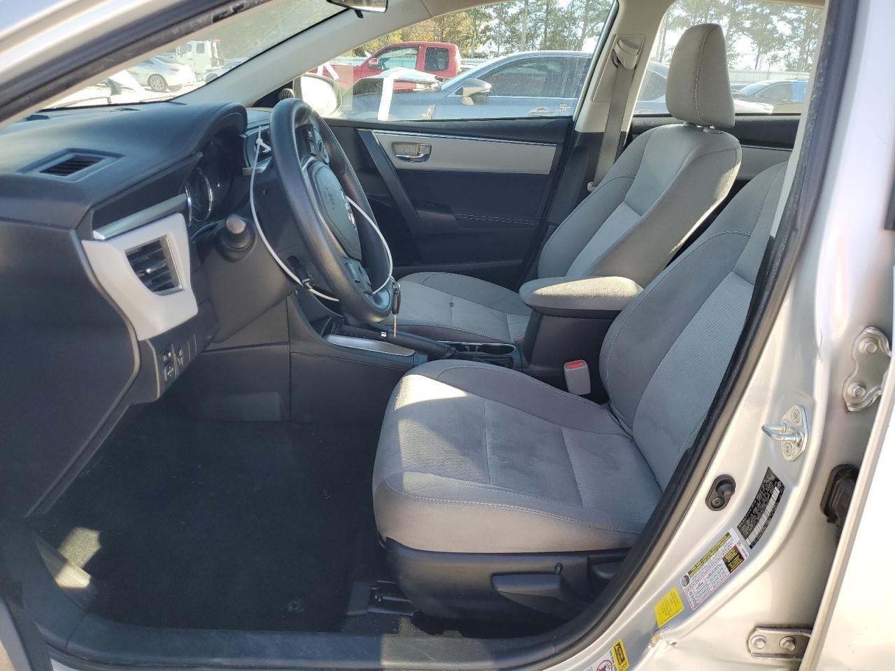 2015 TOYOTA COROLLA