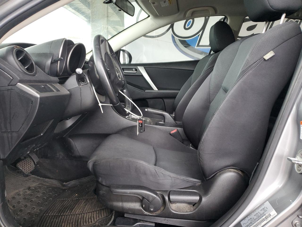 2010 MAZDA 3