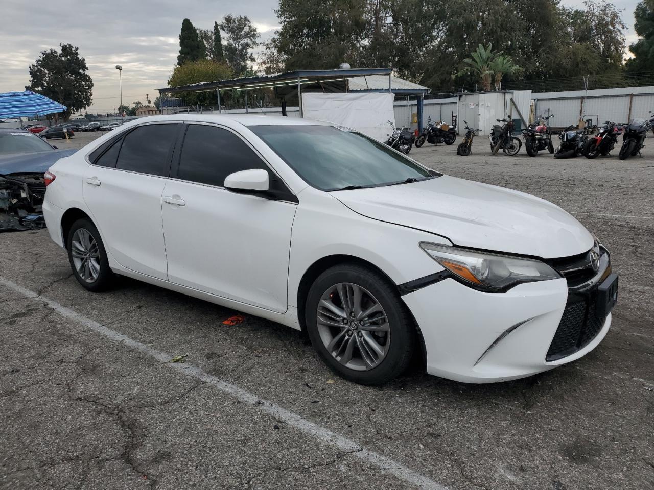 2017 TOYOTA CAMRY