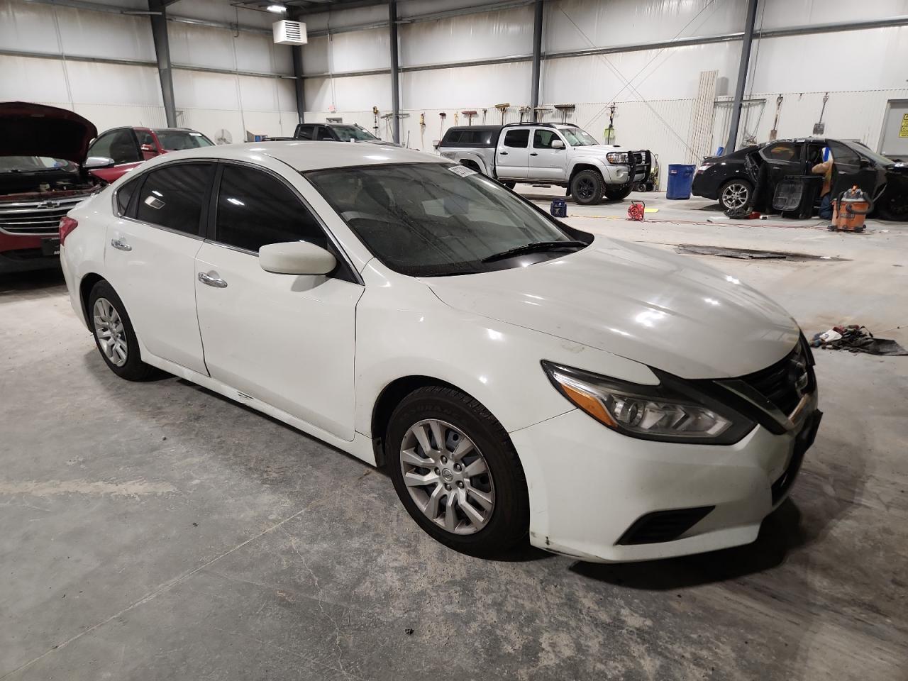2016 NISSAN ALTIMA