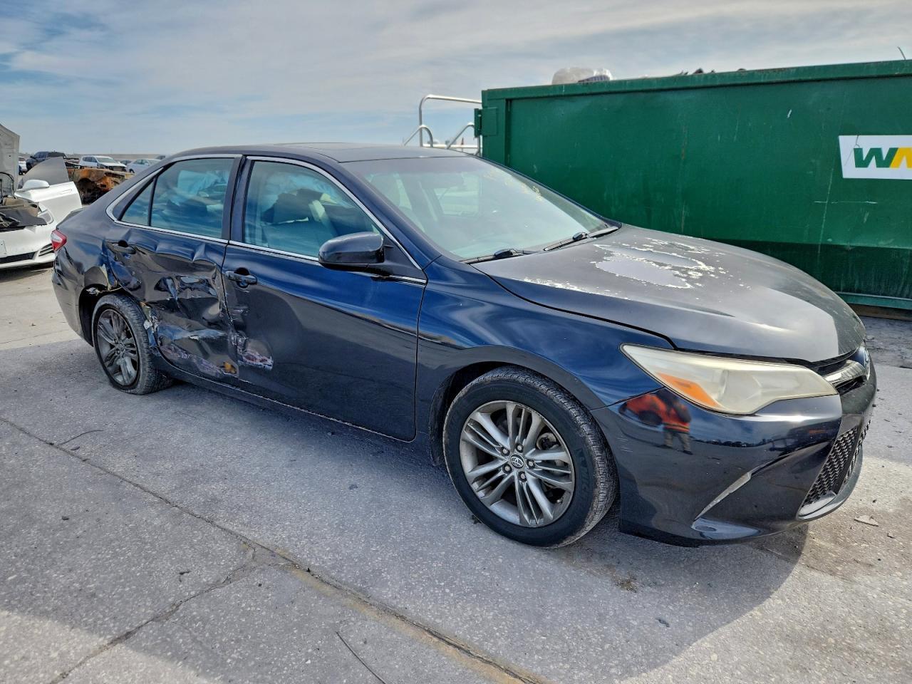 2015 TOYOTA CAMRY